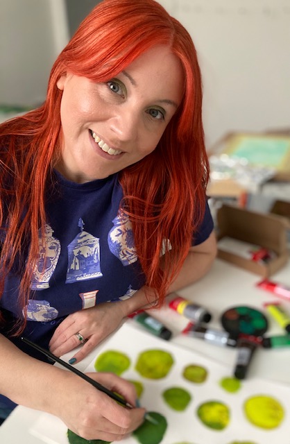 Photograph of illustrator 
Karen MacAllister